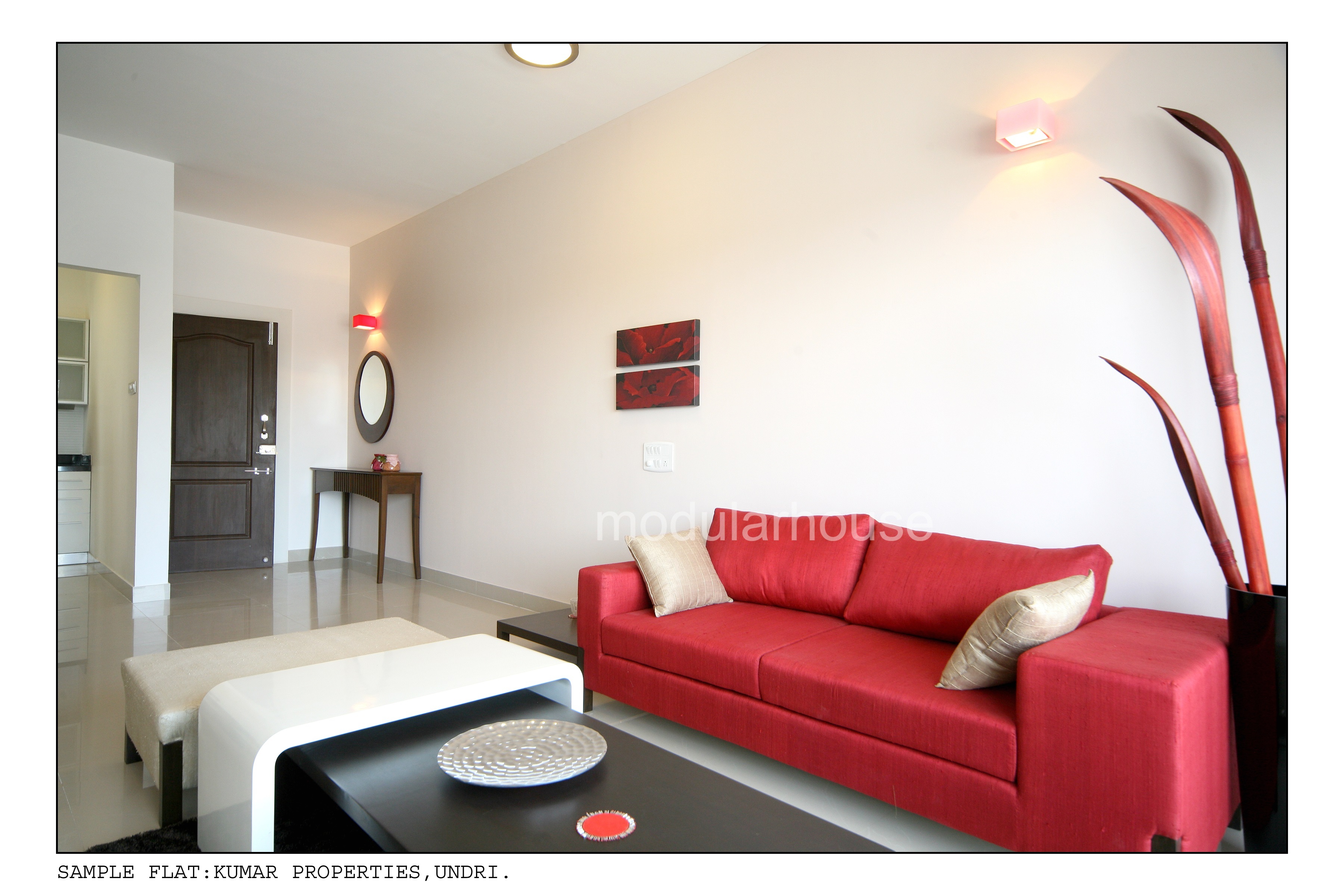 Solid-Wall-Partition